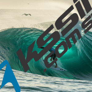 Foto de Surfista em Ação